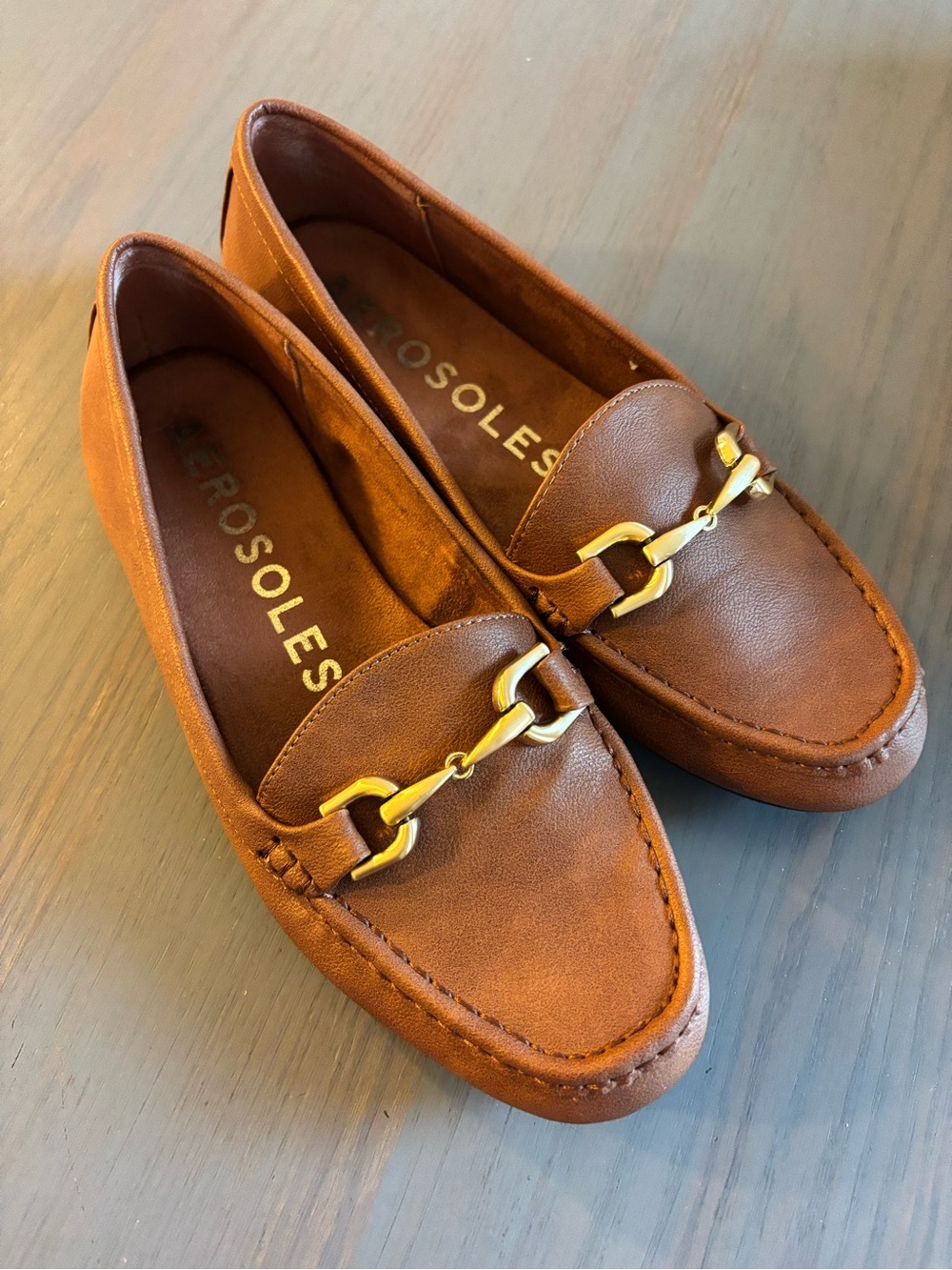AEROSOLES Women's Tan Brown Loafers with Gold Bit Detail